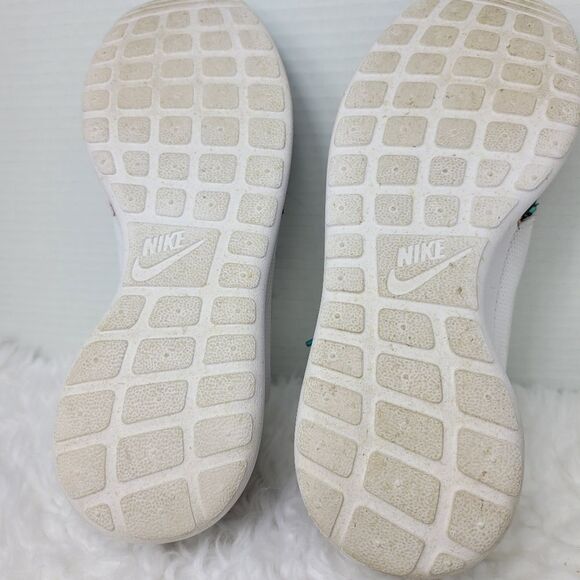 Nike Women Roshe One Womens Sneaker Size 7.5 Custom 844994-100 Running - Picture 10 of 10